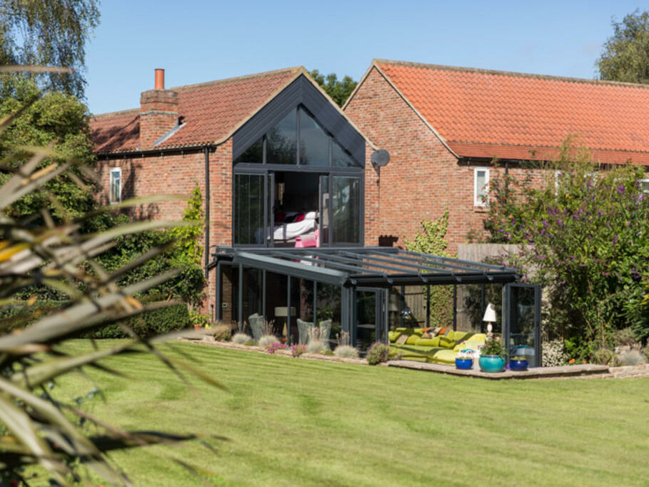 Aluminium glazed gable